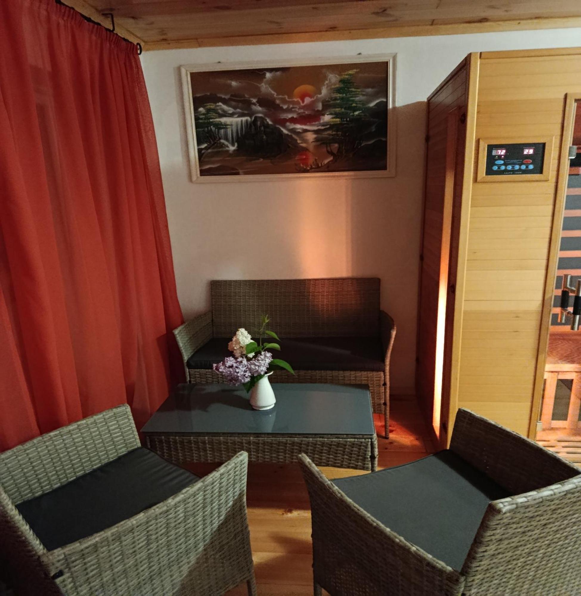 Erzsebet Vendeghaz Es Apartman Hajdúszoboszló المظهر الخارجي الصورة
